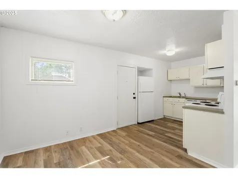 7733 NE Mason Street Portland OR 97218