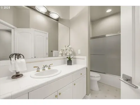 12 Morningview Lane Lake Oswego OR 97035