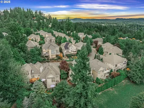 12 Morningview Lane Lake Oswego OR 97035