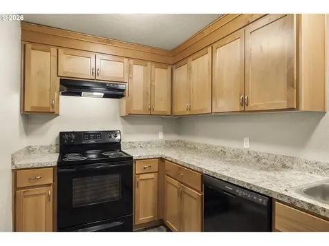1570 James Street Woodburn OR 97071
