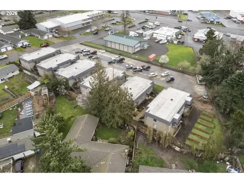 1570 James Street Woodburn OR 97071