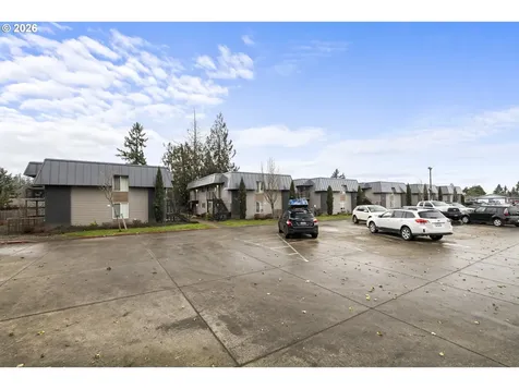 1570 James Street Woodburn OR 97071