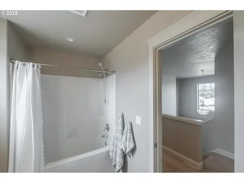 1989 S 12th Street Lebanon OR 97355