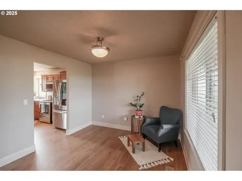 1989 S 12th Street Lebanon OR 97355