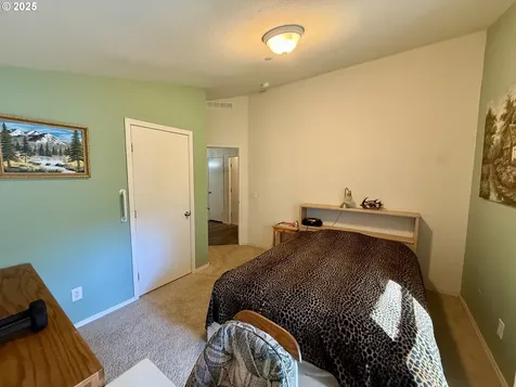 1586 Pennsylvania Place Coos Bay OR 97420