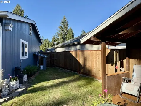1586 Pennsylvania Place Coos Bay OR 97420