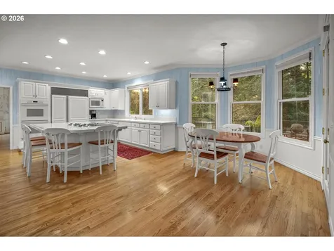 1439 SW Highland Road Portland OR 97221