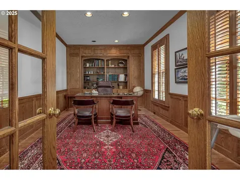 1439 SW Highland Road Portland OR 97221
