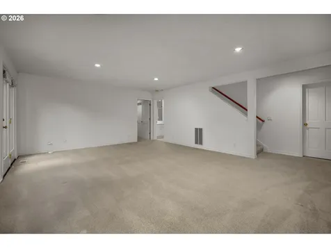 1439 SW Highland Road Portland OR 97221