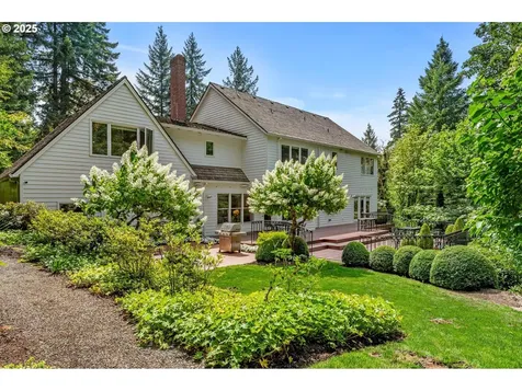 1439 SW Highland Road Portland OR 97221