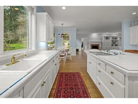 1439 SW Highland Road Portland OR 97221