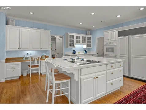 1439 SW Highland Road Portland OR 97221