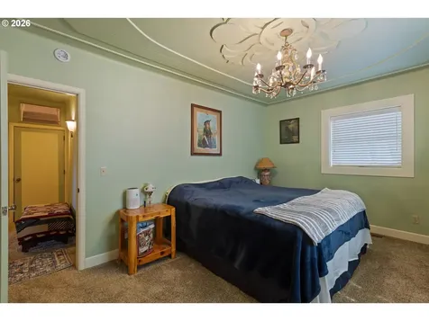 1365 SE Overlook Avenue Roseburg OR 97470