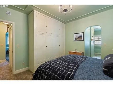1365 SE Overlook Avenue Roseburg OR 97470