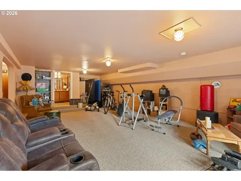 1365 SE Overlook Avenue Roseburg OR 97470