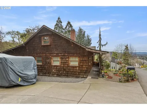 1365 SE Overlook Avenue Roseburg OR 97470