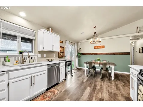 25198 Jake Street Veneta OR 97487