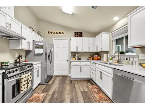 25198 Jake Street Veneta OR 97487