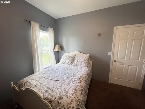 405 1st Street La Grande OR 97850