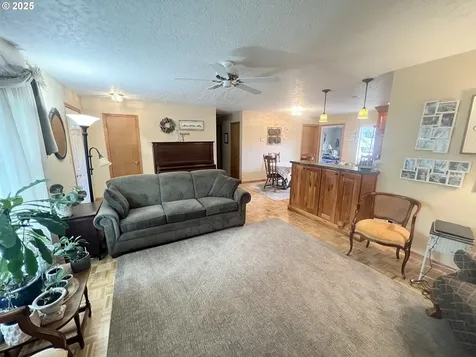 405 1st Street La Grande OR 97850