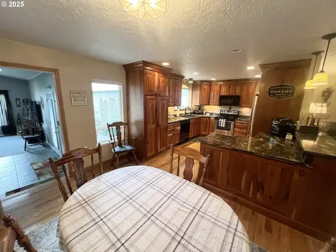 405 1st Street La Grande OR 97850