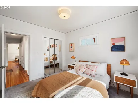 8106 SE 37th Avenue Portland OR 97202