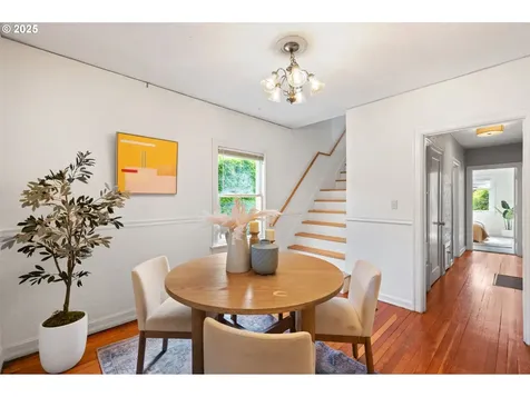 8106 SE 37th Avenue Portland OR 97202