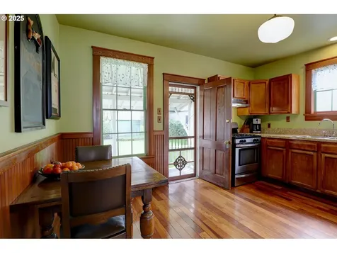 908 Court Street The Dalles OR 97058