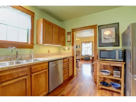 908 Court Street The Dalles OR 97058