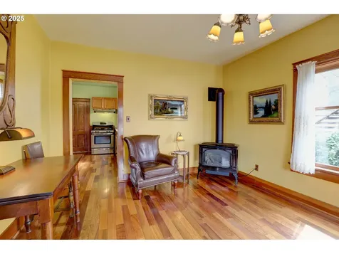 908 Court Street The Dalles OR 97058