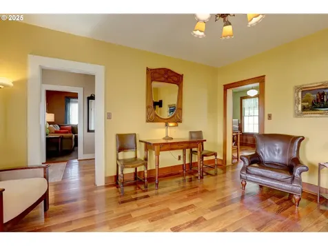 908 Court Street The Dalles OR 97058
