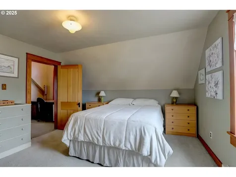908 Court Street The Dalles OR 97058