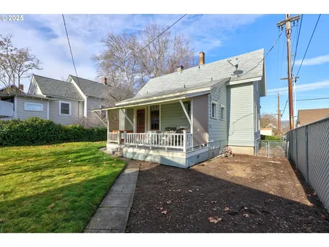 908 Court Street The Dalles OR 97058