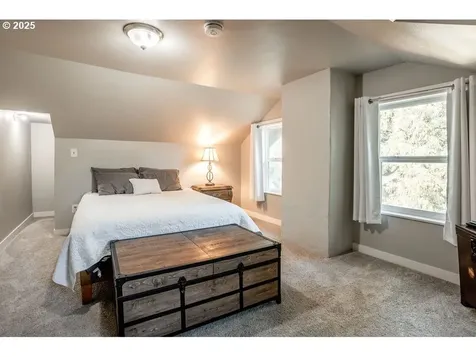 301 W Walnut Street Winlock WA 98596