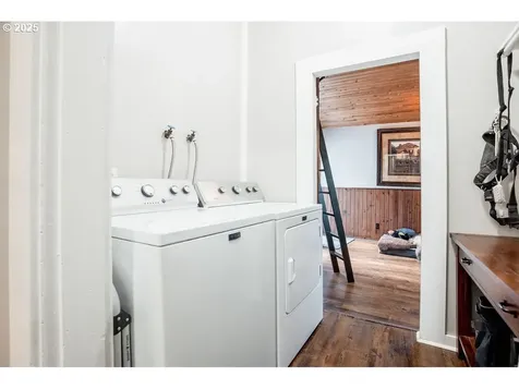 301 W Walnut Street Winlock WA 98596