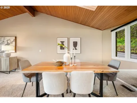 3110 NW Monte Vista Terrace Portland OR 97210
