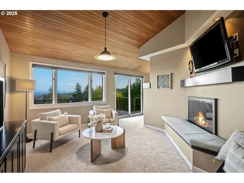 3110 NW Monte Vista Terrace Portland OR 97210