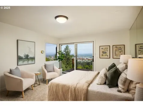 3110 NW Monte Vista Terrace Portland OR 97210