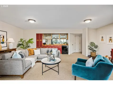 3110 NW Monte Vista Terrace Portland OR 97210