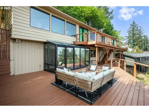 3110 NW Monte Vista Terrace Portland OR 97210
