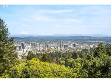 3110 NW Monte Vista Terrace Portland OR 97210