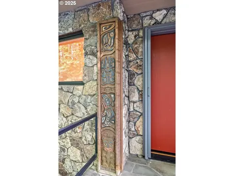 3110 NW Monte Vista Terrace Portland OR 97210