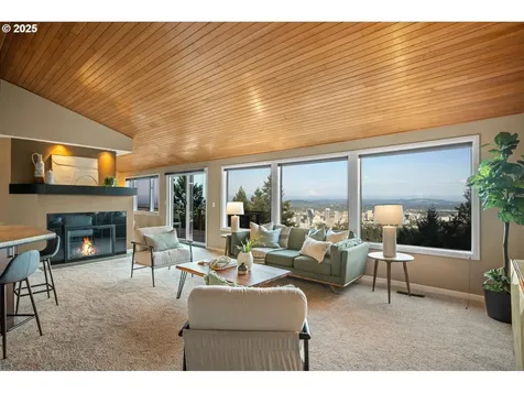3110 NW Monte Vista Terrace Portland OR 97210