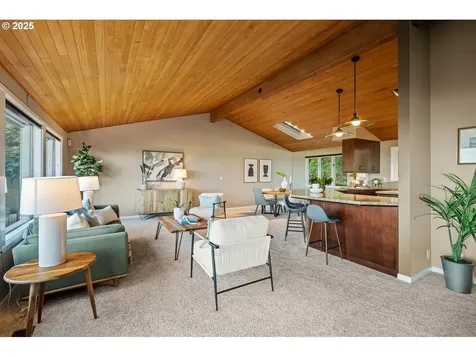 3110 NW Monte Vista Terrace Portland OR 97210