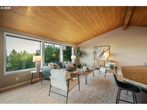 3110 NW Monte Vista Terrace Portland OR 97210