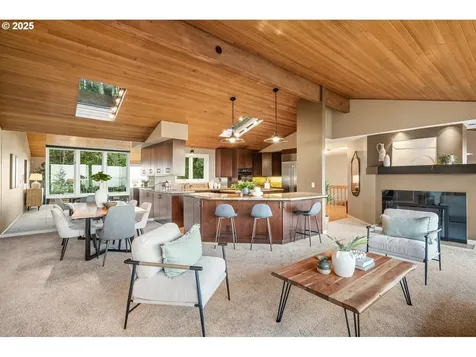 3110 NW Monte Vista Terrace Portland OR 97210