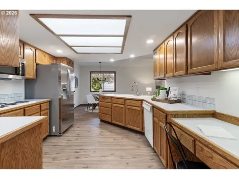 2730 NE Roberts Avenue Gresham OR 97030
