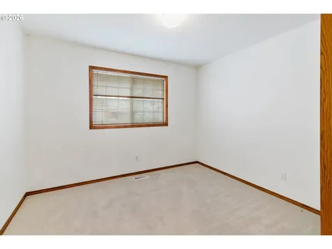 2730 NE Roberts Avenue Gresham OR 97030