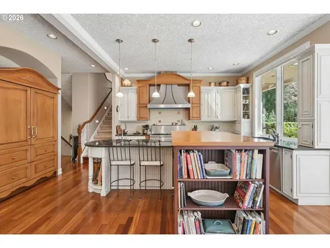 13616 NW Glendoveer Drive Portland OR 97231