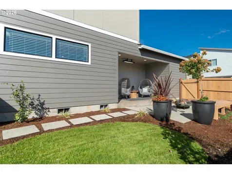 8193 SE Quincy Street Hillsboro OR 97123